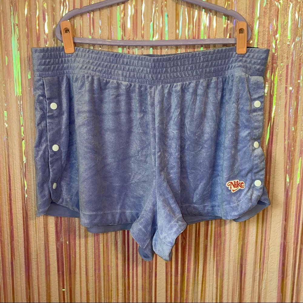 Nike Retro Snap Shorts - Picture 3 of 13